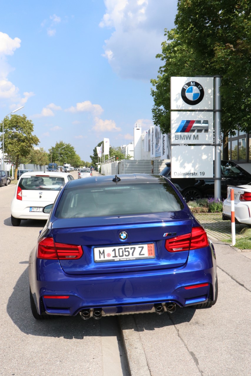 Name:  BMW_M1.jpg
Views: 2371
Size:  267.8 KB
