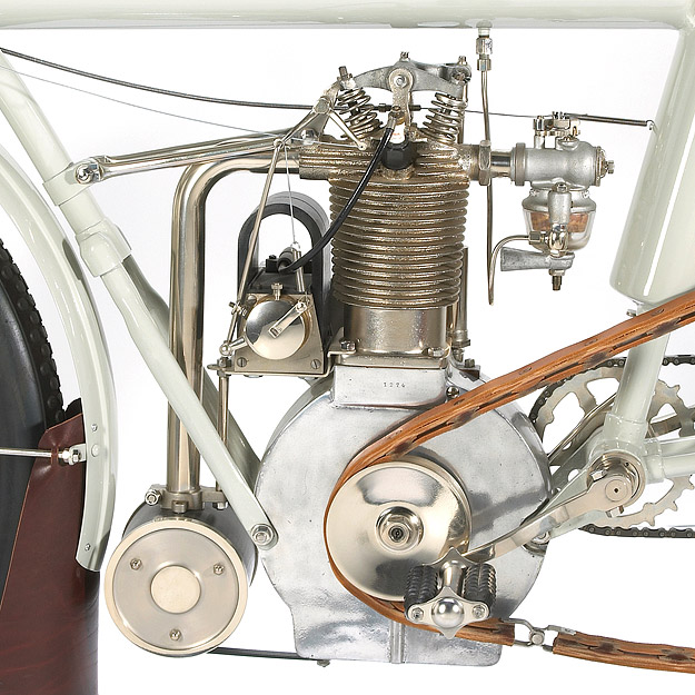 Name:  curtiss-motorcycle-2.jpg
Views: 1182
Size:  132.3 KB