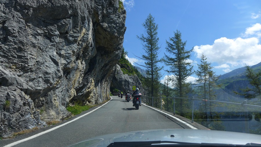 Name:  Furka Pass  P1080556.jpg
Views: 5147
Size:  189.9 KB