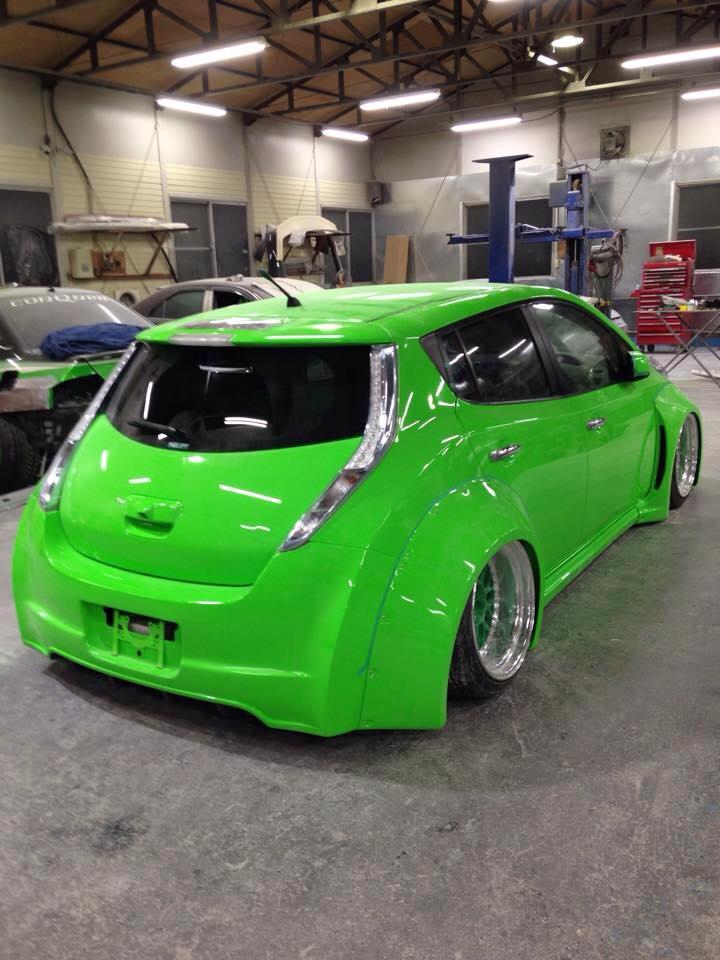 Name:  japanese-girls-explain-bosozoku-leaf-with-lambo-doors-and-forgiatos-video-photo-gallery_4.jpg
Views: 789
Size:  90.2 KB